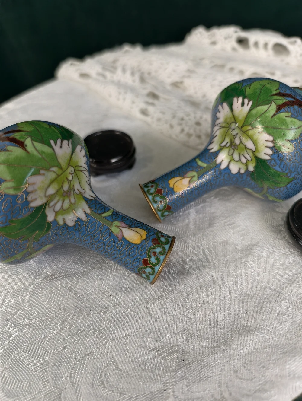 Vintage Blue Small Floral Enamel Cloisonné Vase Pair - Picture 3 of 7